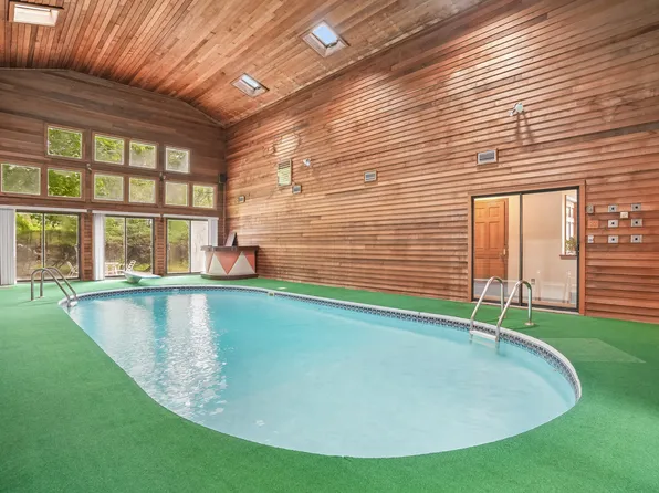 223 Sterling Road, Trumbull, CT 06611