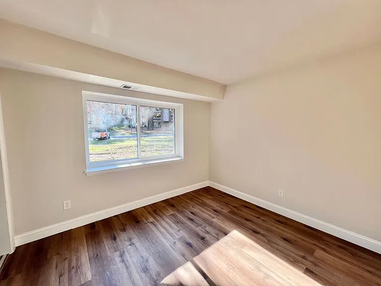 1014 Sandlin Pl #B — Photo 10