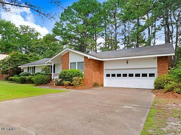 4th image of 303 Mimosa Park Drive