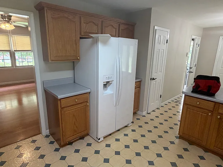 130 Carden Ln — Photo 12