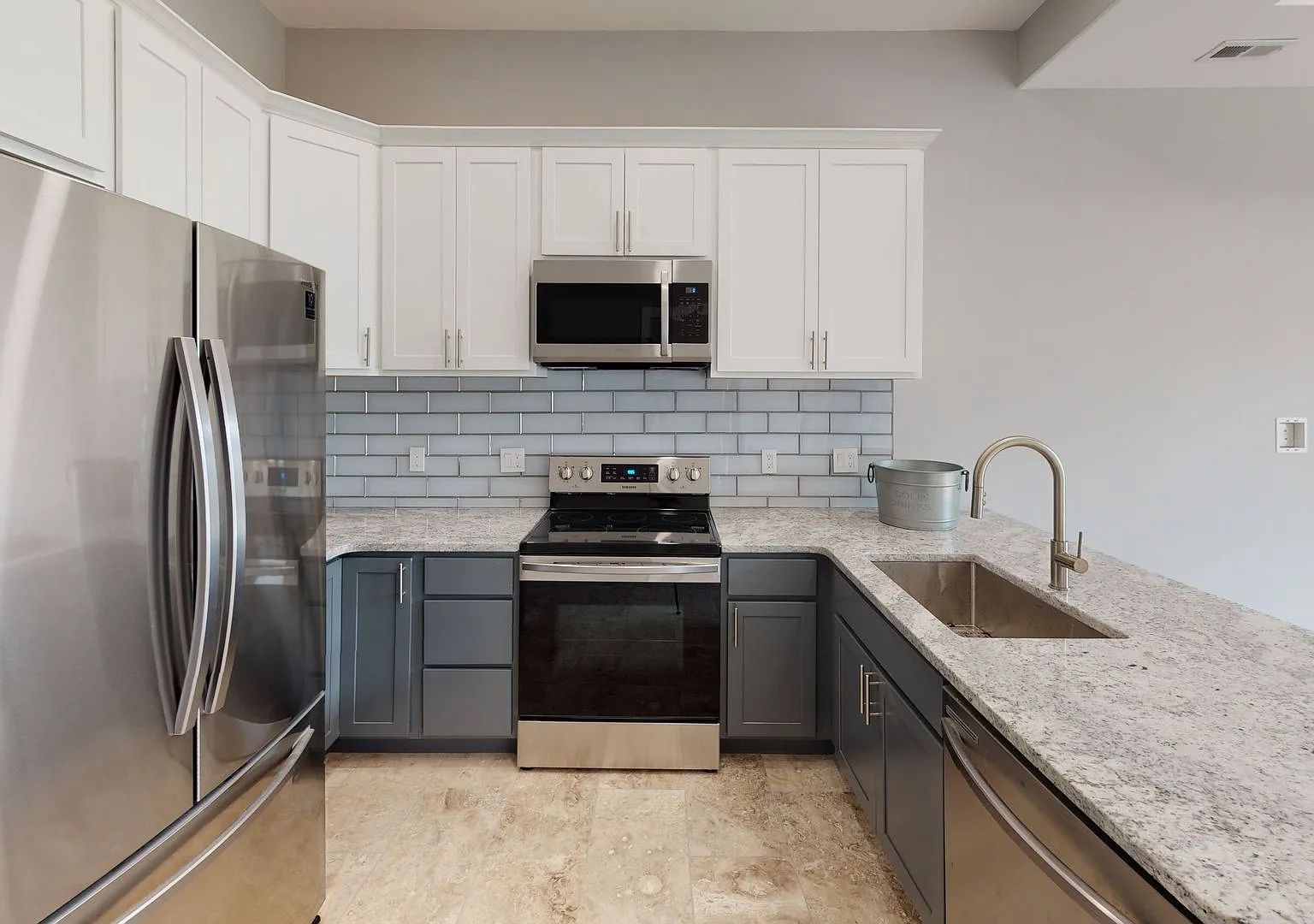 Laurel Vista Condos Knoxville #302 — Photo 3