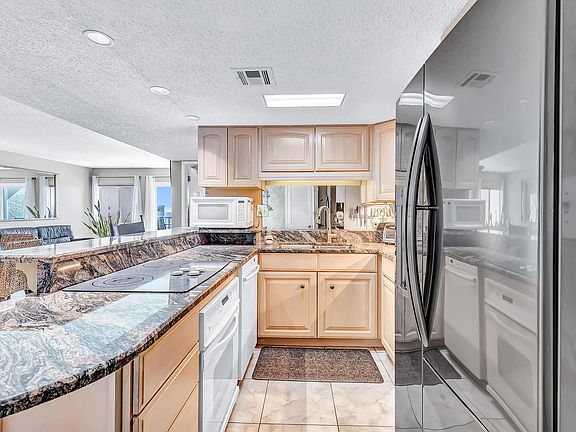 2nd image of 510 Gulf Shore Dr Unit 705