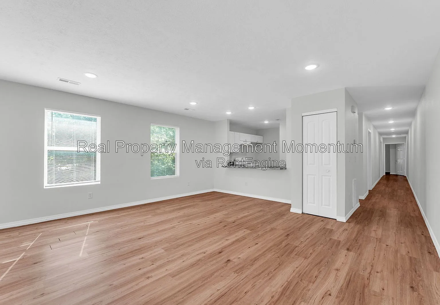 3 bed, 2.0 bath, 1150 sqft, $1,195 — Photo 4