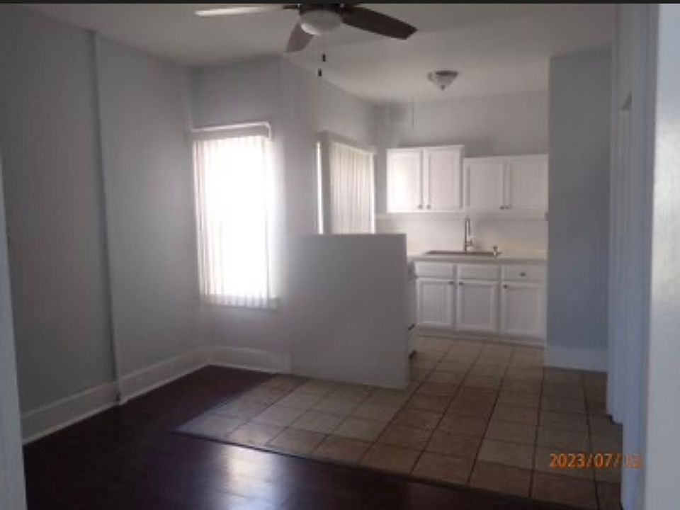 1st image of 1350 W 4th St APT 202