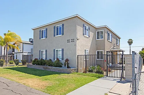 4033 Wilson Ave Photo 1