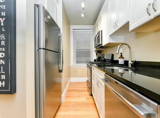 29 Grove St #411Q, Boston, MA 02114