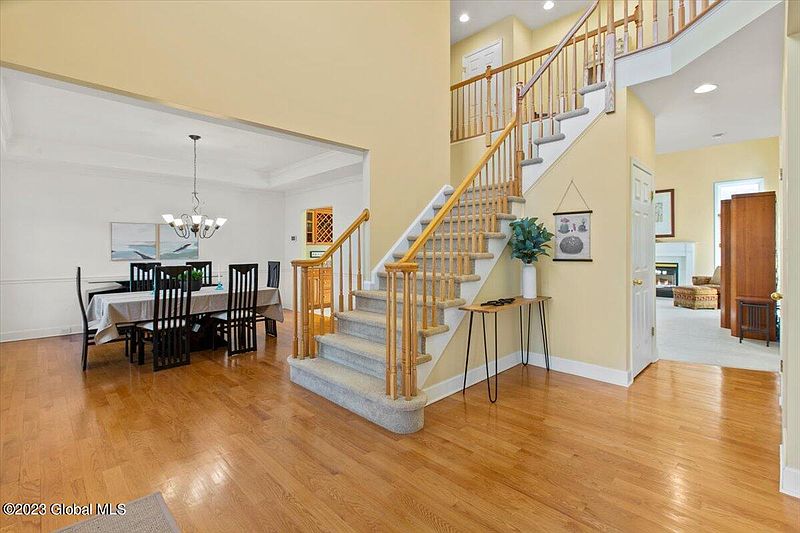 5th image of 19 Queen Anne Drive