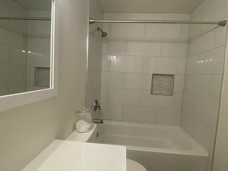 10501 Delicado Pl NE — Photo 12