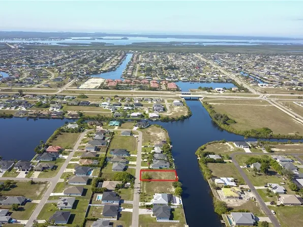 2905 SW 2nd Ter, Cape Coral, FL 33991