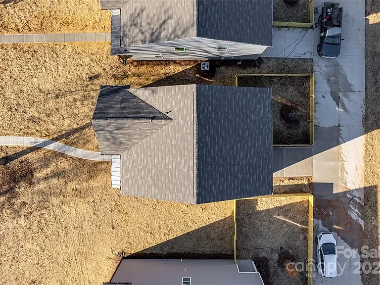 1237 Eastway Dr — Photo 41