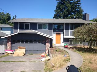 3732 SW 98th St, Seattle, WA 98126