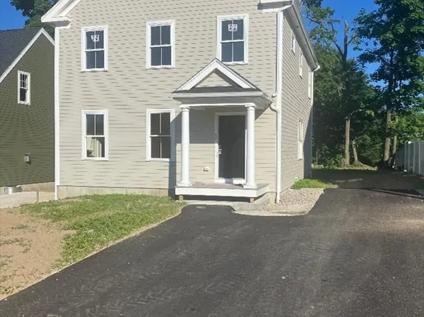 261 Pleasant St #12, South Weymouth, MA 02190