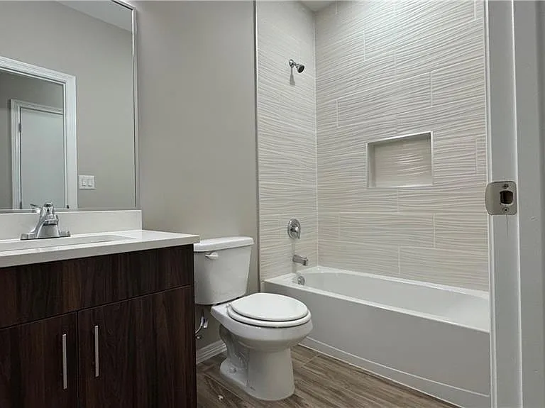 2313 N 43rd St #1 — Photo 10