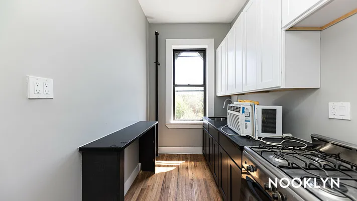 Rented by Nooklyn NYC LLC | media 36