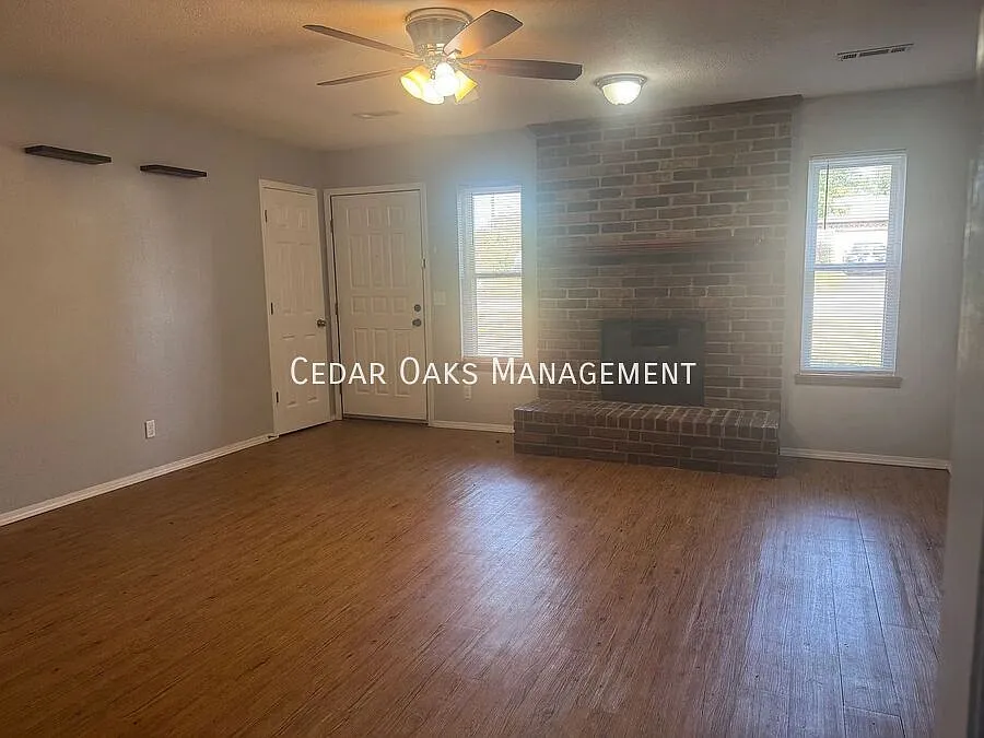 3 Bedroom + Bonus Room | 2 Bath Home with Large Fenced Backyard, Nice Neighborhood — Photo 2