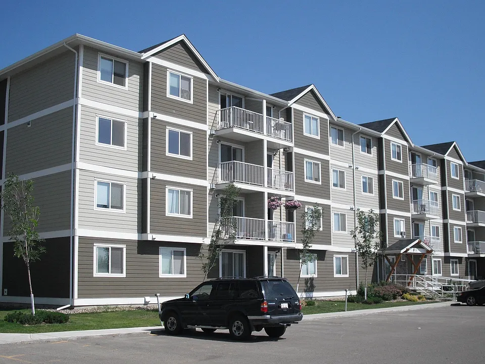 8924 100th Ave