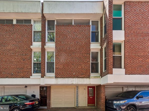 18 University Mews, Philadelphia, PA 19104