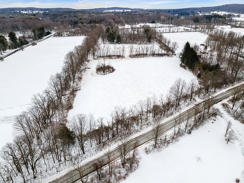 4th image of 1092 West Line Road