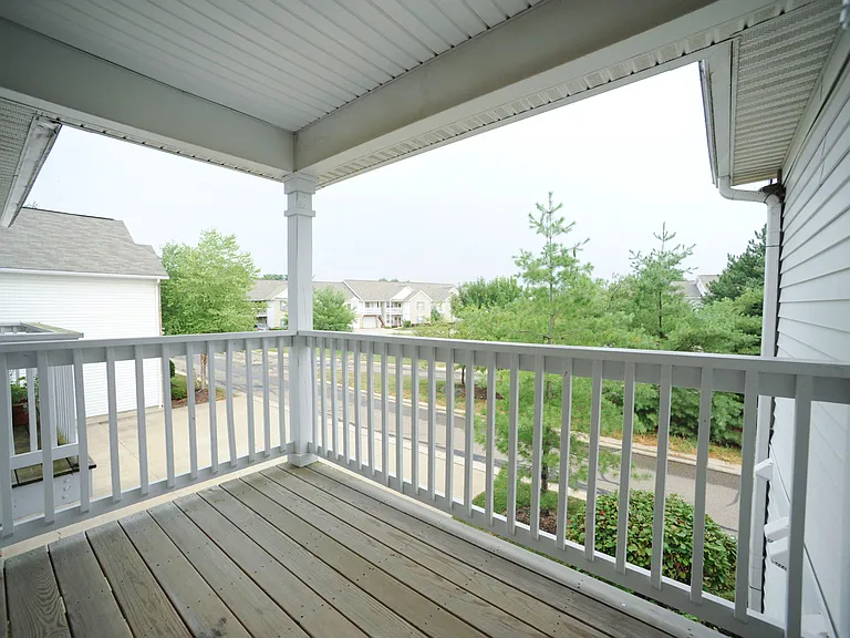 Fairway Park Apartments — Photo 22