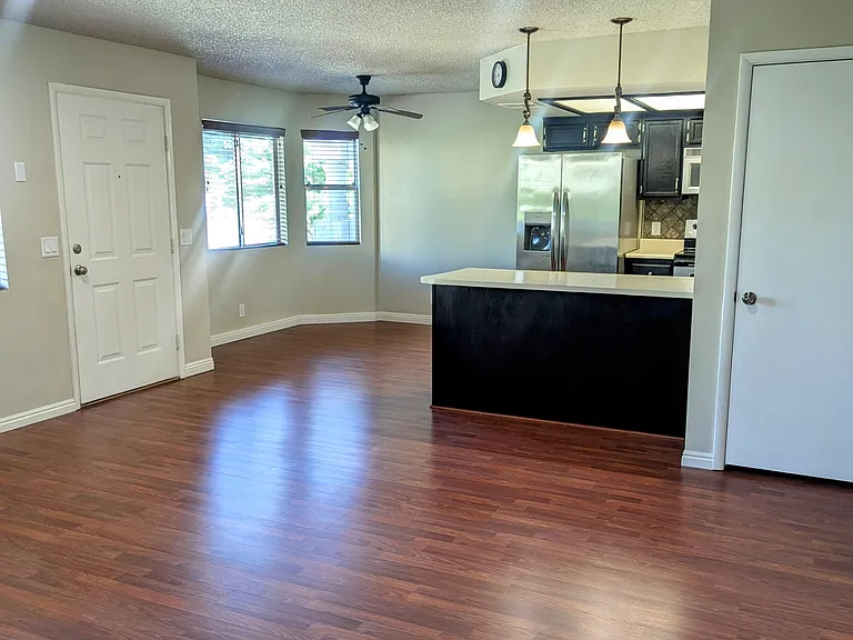 409 Mesa Blvd #201 — Photo 6