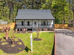 4003 Frederick Farms Ct, Midlothian, VA 23112