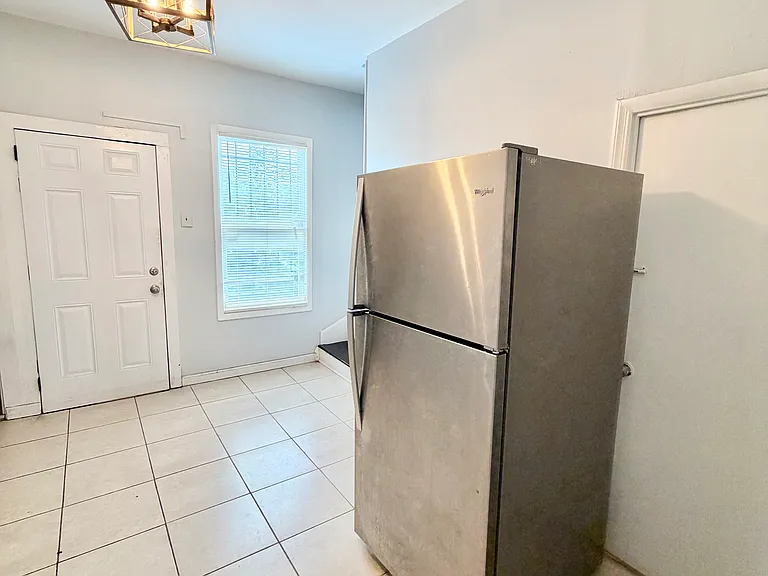 86 Wilson Pl #1A — Photo 3