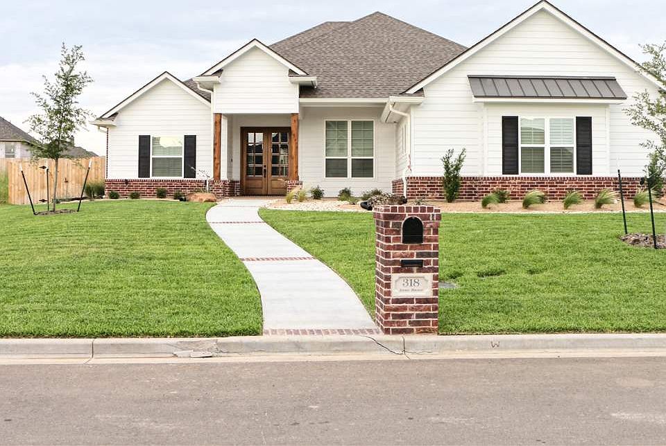 1st image of 318 Stone Manor Dr