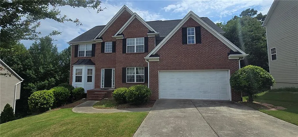 6 bed, 3.0 bath, 3028 sqft, $3,000 — Photo 1