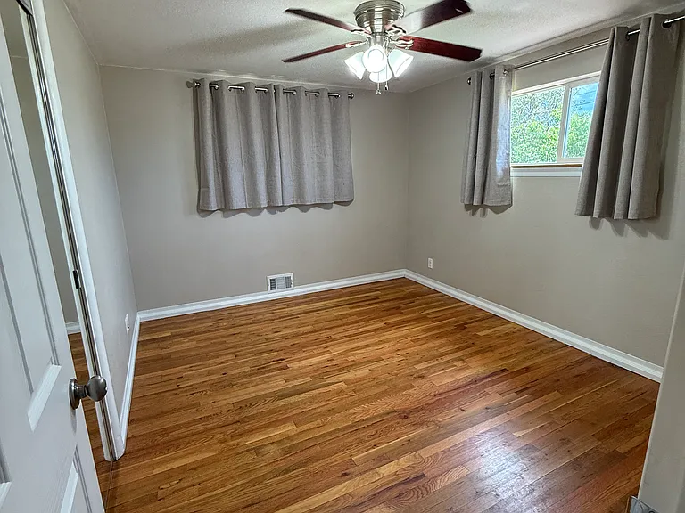 1451 S Osage St — Photo 13
