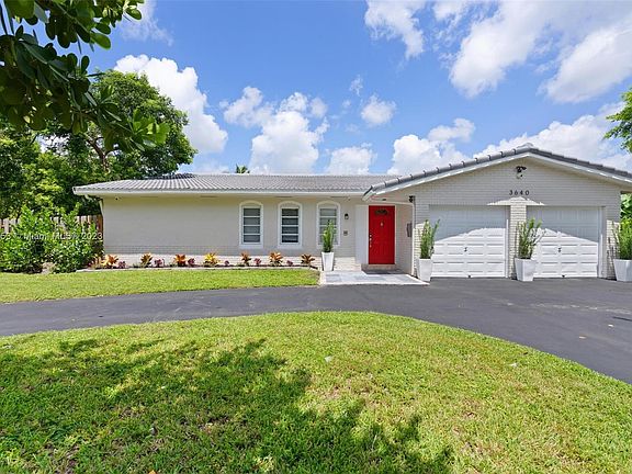 3rd image of 3640 NW 78th Ln