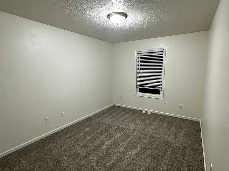 Third Bedroom, with sliding closet