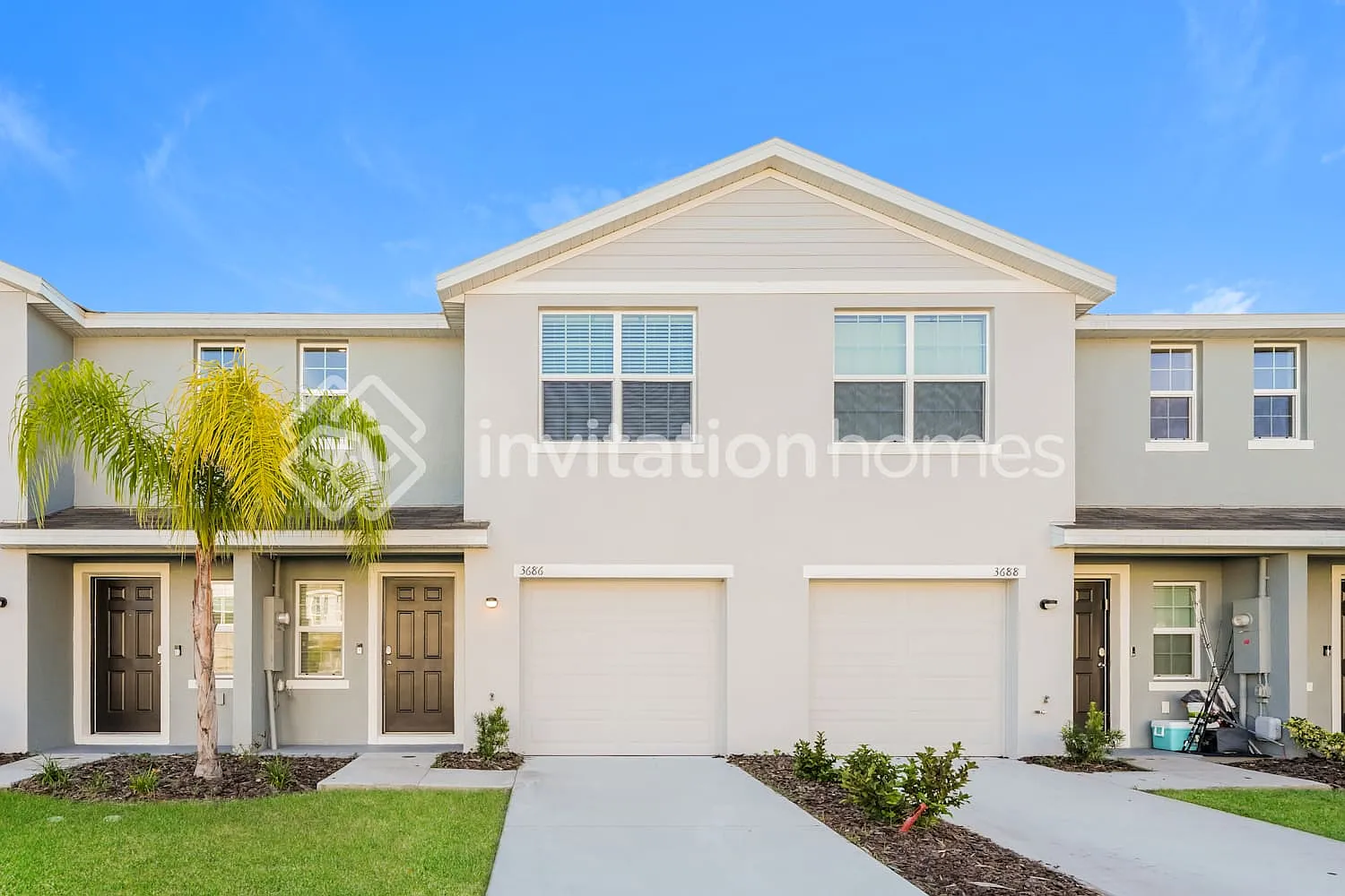 3686 Fulton Ferry Ln Tampa, FL 33619 — Photo 1