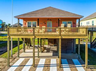 873 Gulfview Dr, Pt Bolivar, TX 77650