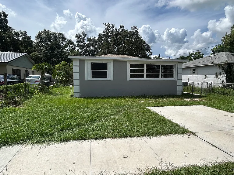 3330 NW Avenue J — Photo 23