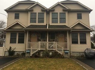 57 Inwood Rd #B, Port Washington, NY 11050