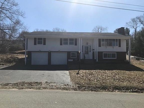 3rd image of 45 Barbara Ann Dr