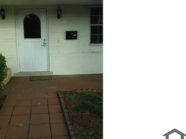 1141 NW 77th Way, Hollywood, FL 33024