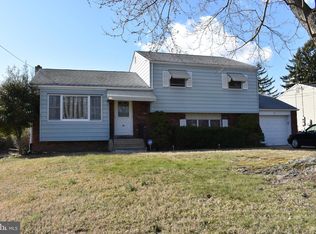 51 Hempstead Rd, Hamilton, NJ 08610