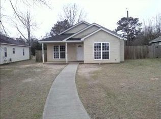 312 Orchard Way, Warner Robins, GA 31088