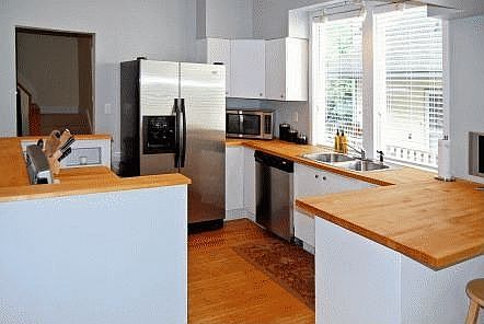 4th image of 546 Ashland Ave #546
