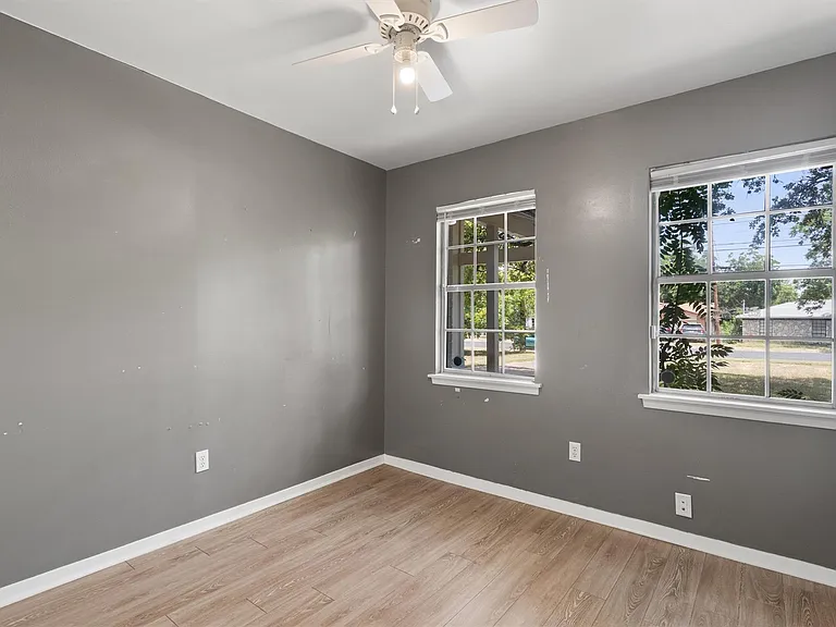 1182 Angelina St — Photo 16