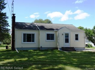 3097 Alcott Ave, Flint, MI 48506