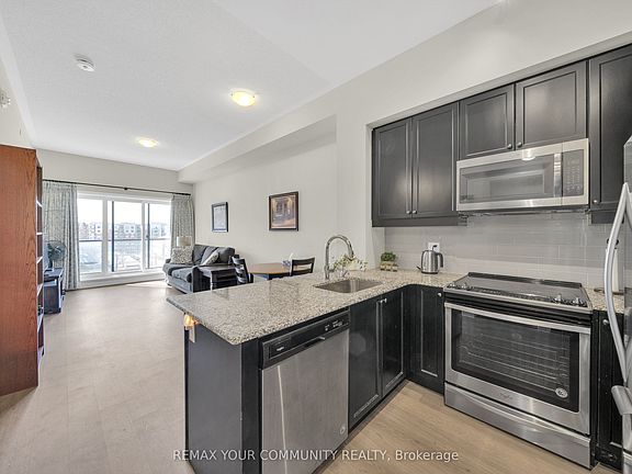 4th image of 555 William Graham Dr #Penthouse 401