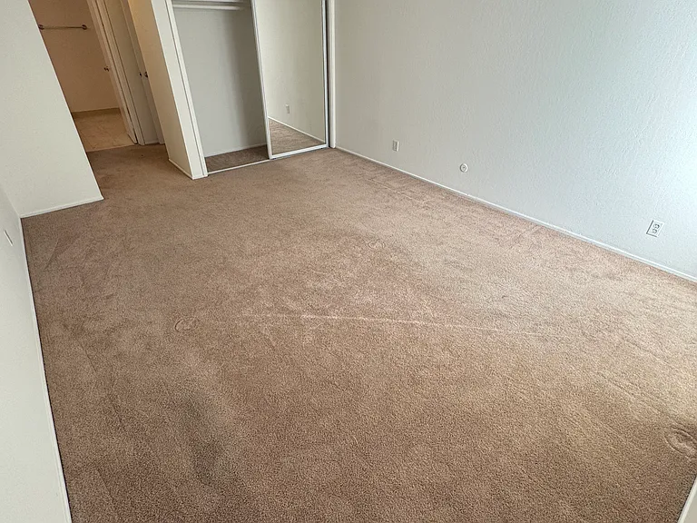 Kula Kai Apartments — Photo 22