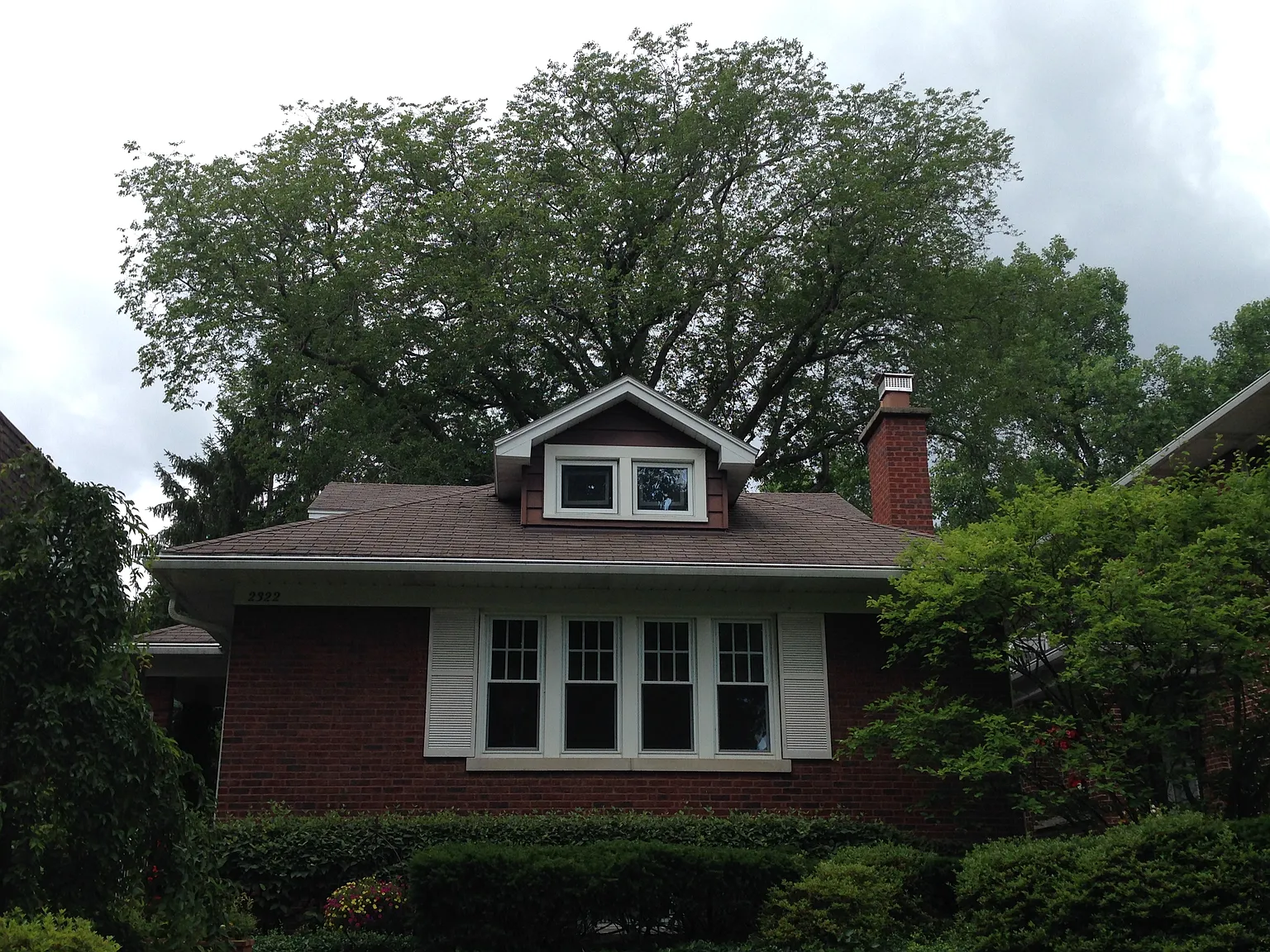 2322 Bryant Ave photo 1