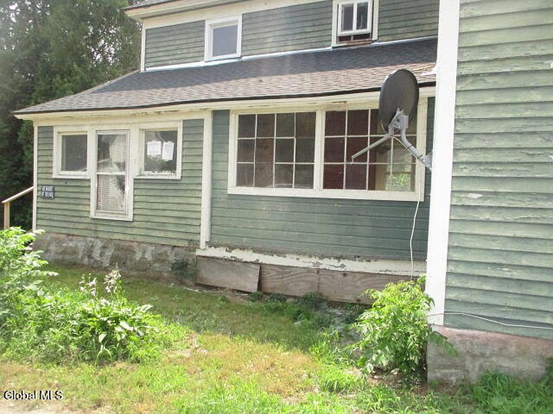 3rd image of 1 Old Fort Street