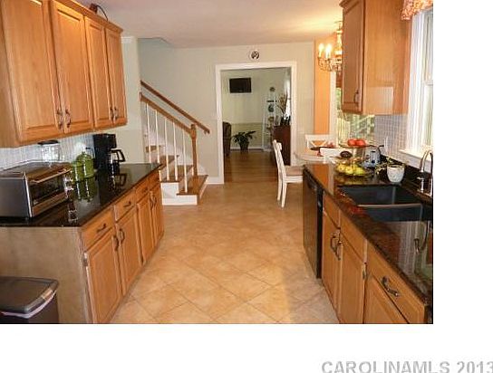 3rd image of 2161 Belle Chase Dr