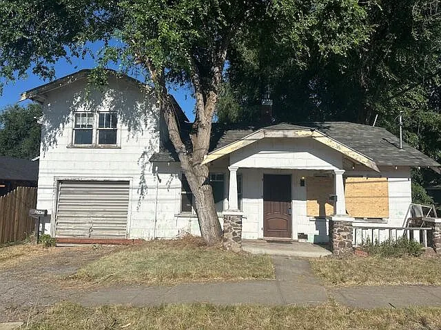 624 Mitchell St photo 1