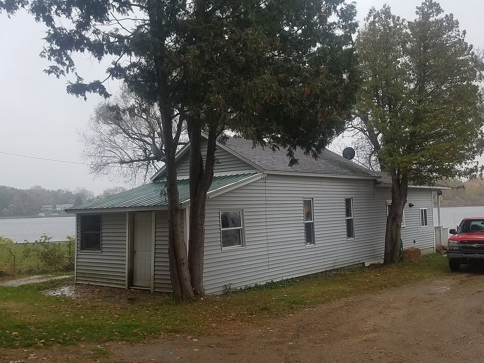 1st image of 1086 Hillmer St