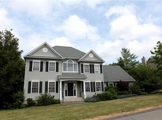 115 Roosevelt Dr, Poughquag, NY 12570